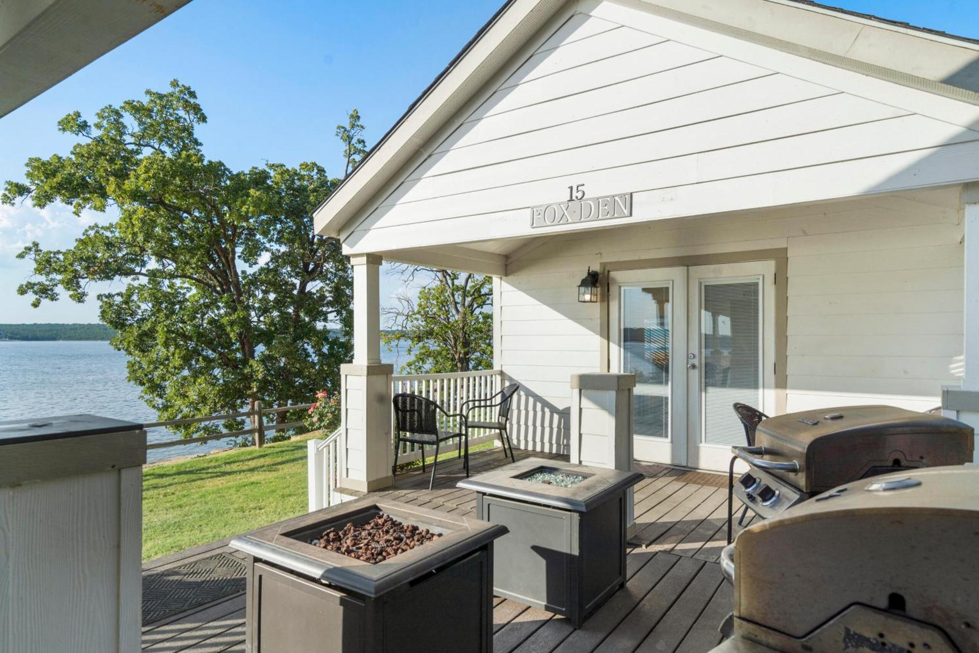 Crosstimbers Marina And Cottages Sperry Extérieur photo
