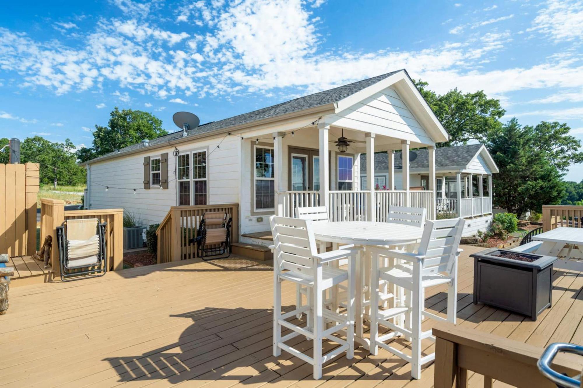 Crosstimbers Marina And Cottages Sperry Extérieur photo