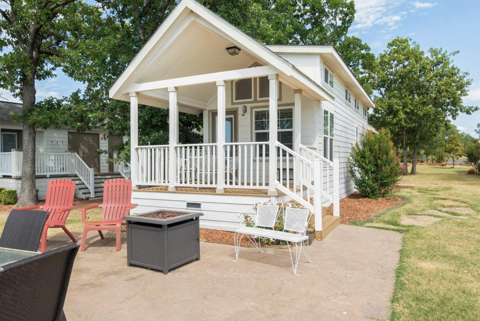 Crosstimbers Marina And Cottages Sperry Extérieur photo