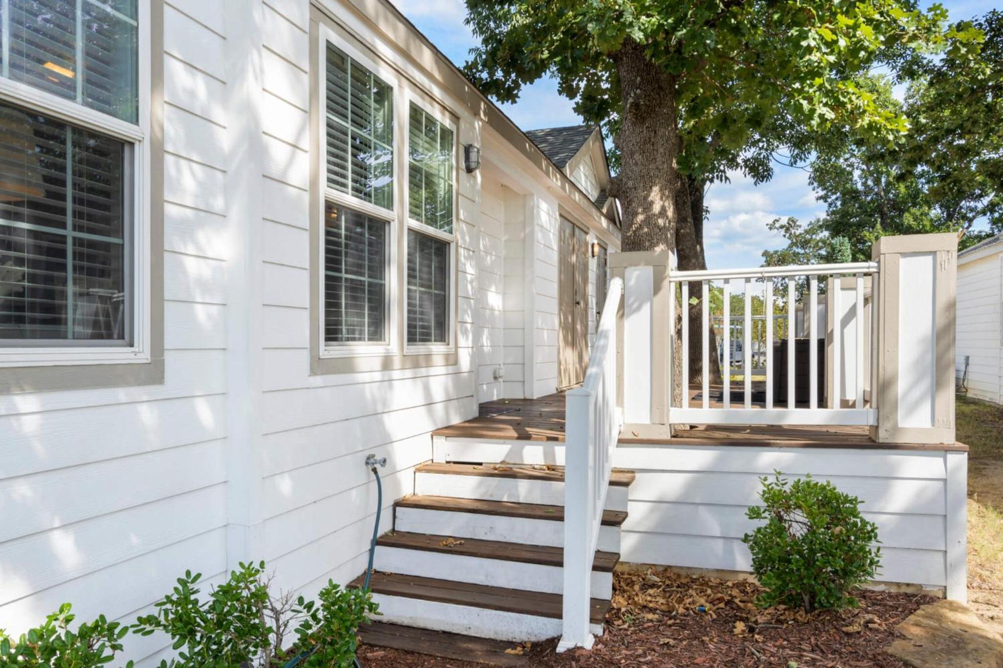 Crosstimbers Marina And Cottages Sperry Extérieur photo
